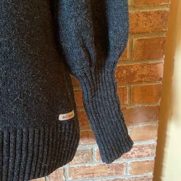 Columbia Wool Blend Dark Gray Quarter Zip Sweater - Picture 3 of 6